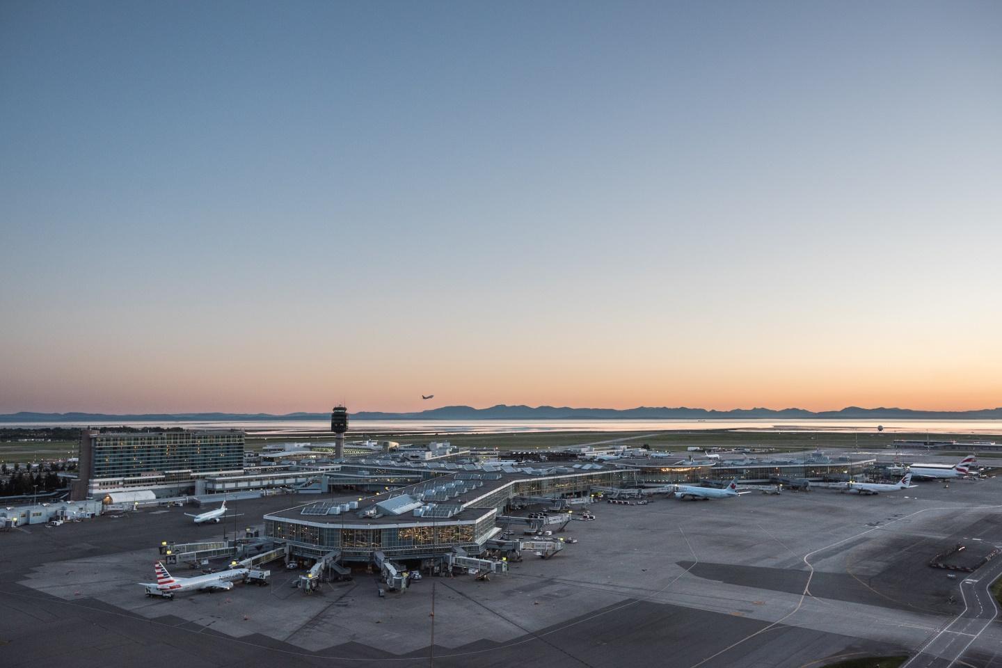 YVR and Destination Canada Sign Historic Agreement to  Promote Tourism and Trade
